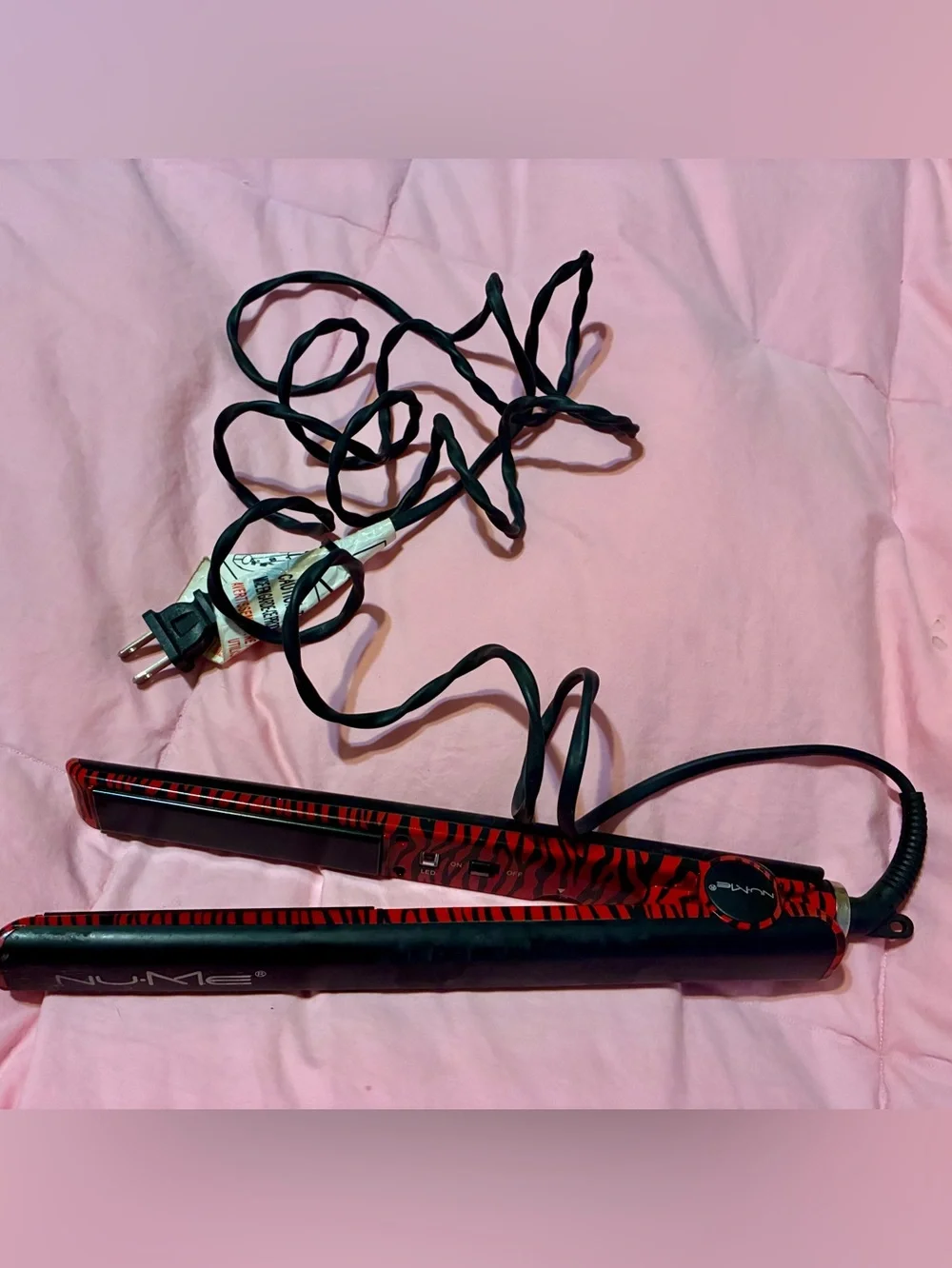 NuMe Megastar Black & Red Zebra Stripes Hair Straightener